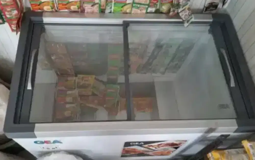 Dijual Freezer GEA 300Liter