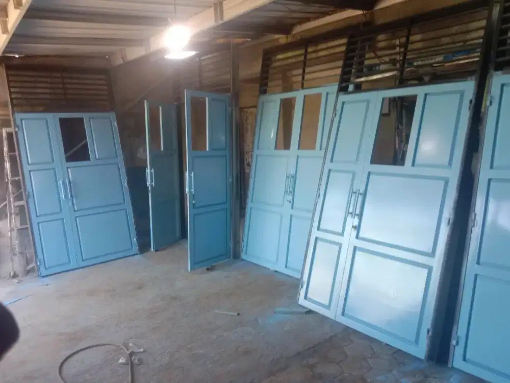 Pintu besi lengkung klasic