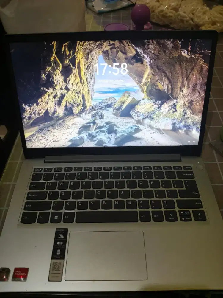 Lenovo IdeaPad 1 14AMN7 14 Inch RAM 8GB / 512GB SSD AMD Ryzen 3 7320U
