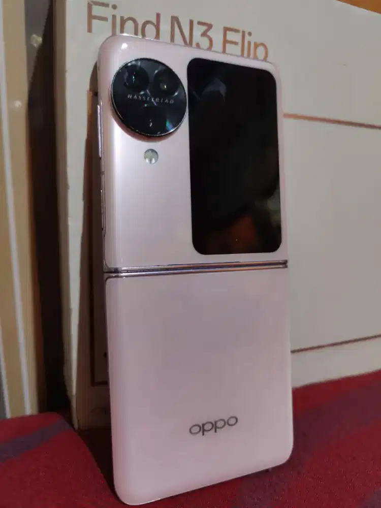 Oppo Find N3 Flip resmi