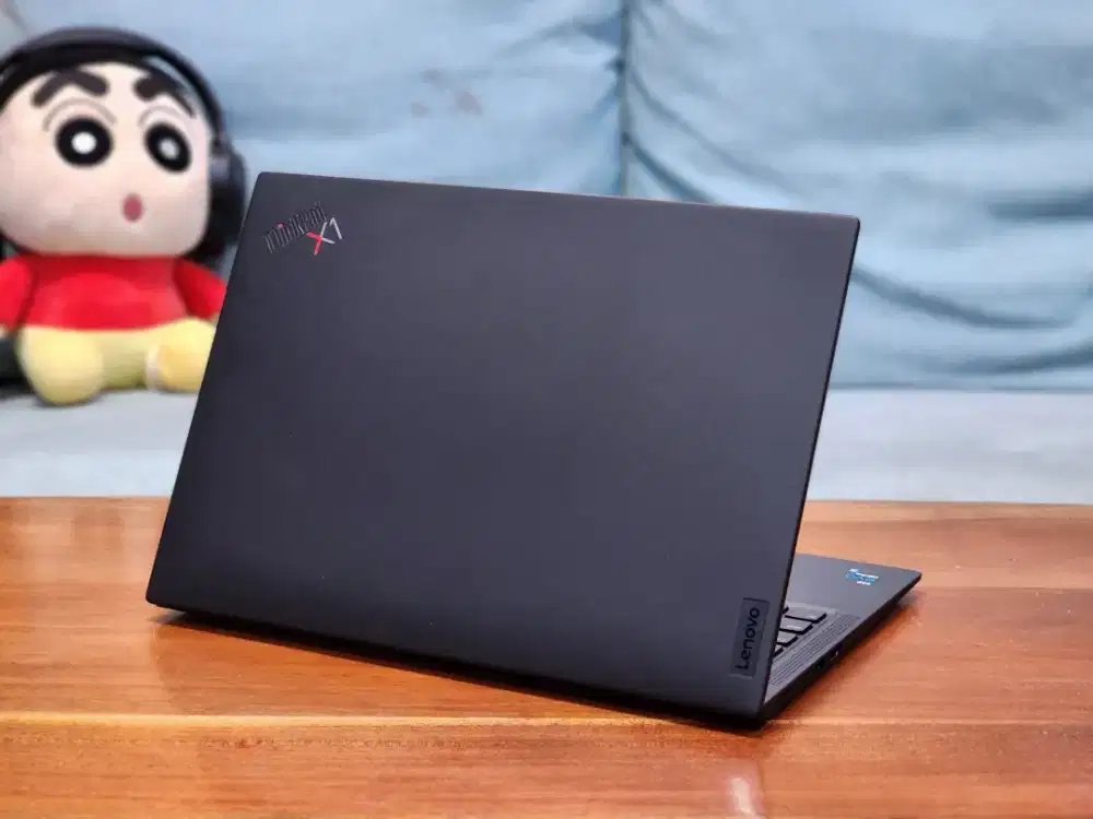 Istimewa! Thinkpad X1 Carbon G9 TS i5 Gen 11 RAM 16GB Laptop Favorit