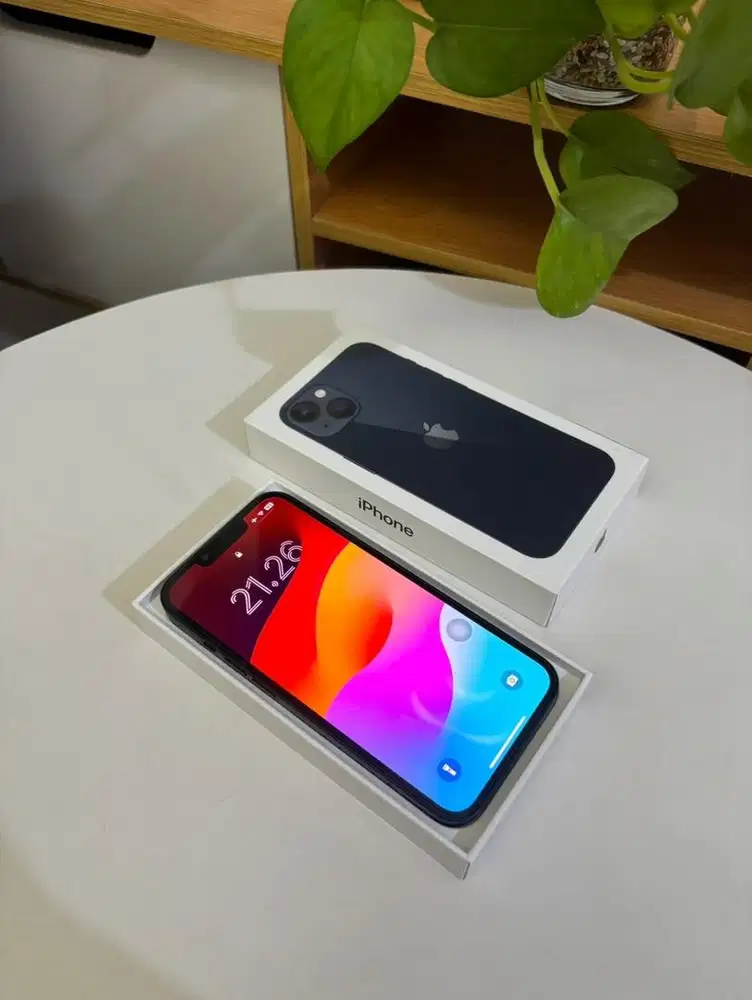 iPhone 13 128 GB iBox
