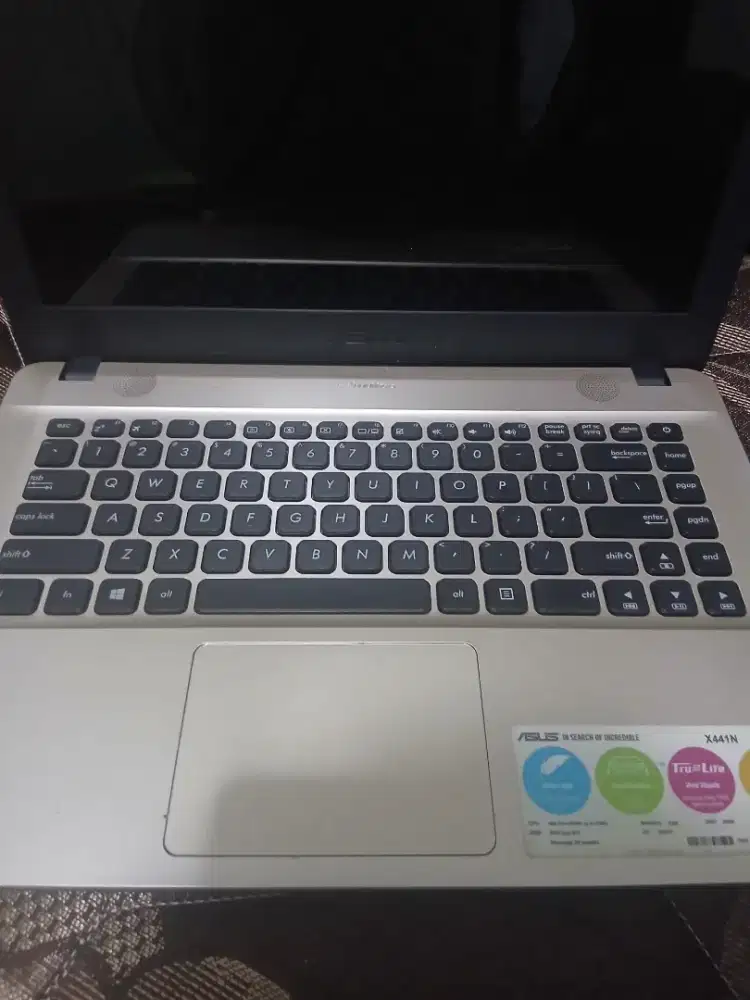 Di jual Laptop Asus X441N muluzzzzz