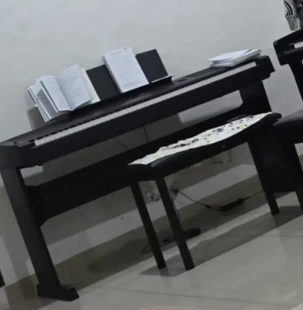 DIJUAL CEPAT Piano digital DGX 670