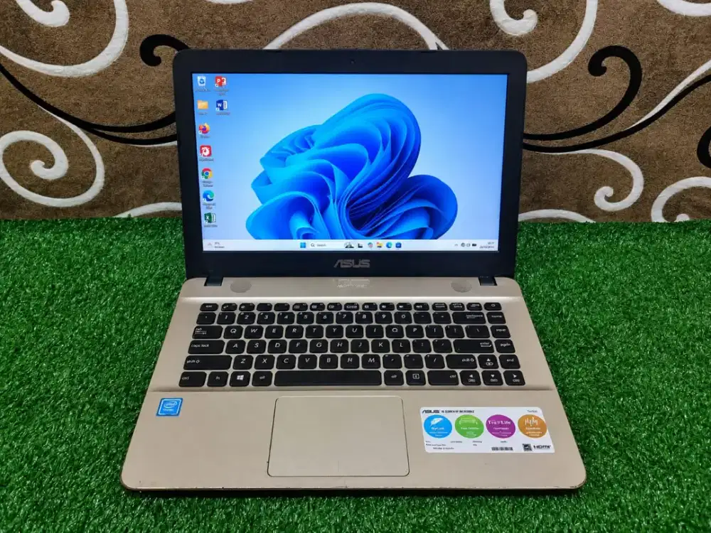 DIJUAL LAPTOP X441N