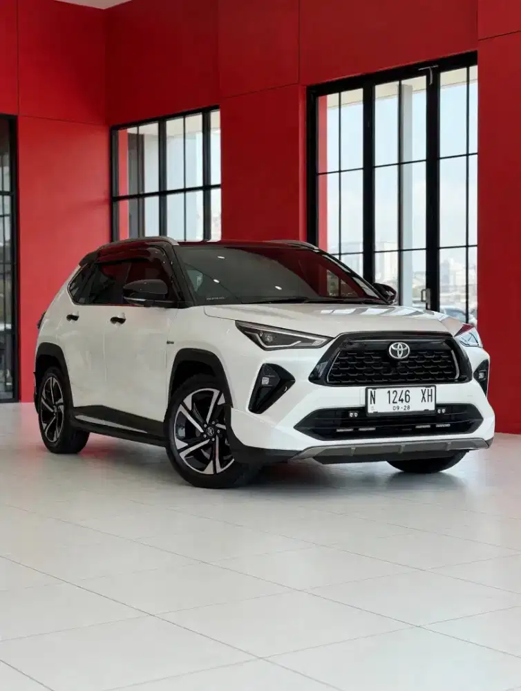 TOYOTA YARIS CROSS HEV CVT 2023 HYBIRD