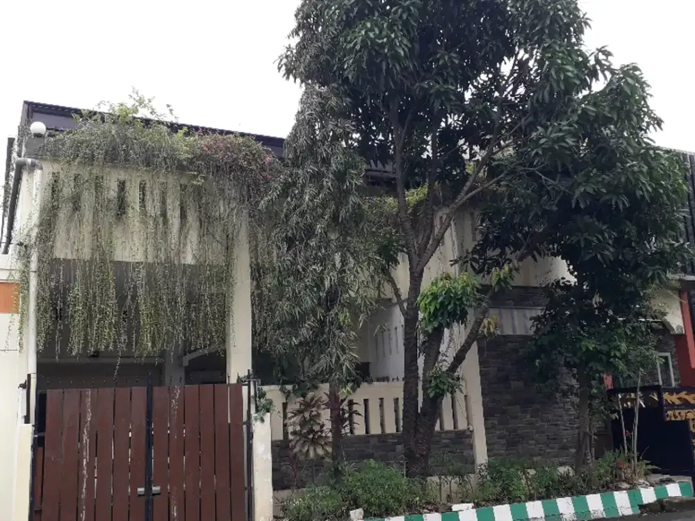 Rumah 2½lt Boulevard Hijau, Harapan Indah. Bekasi