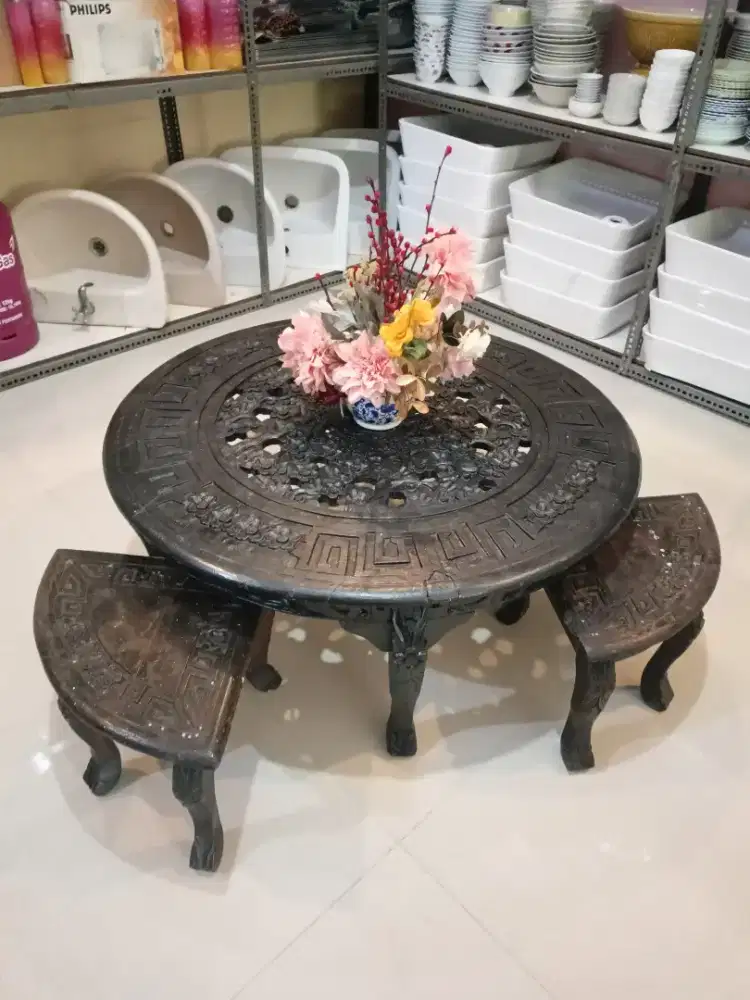 Meja Oshin 2 kursi
