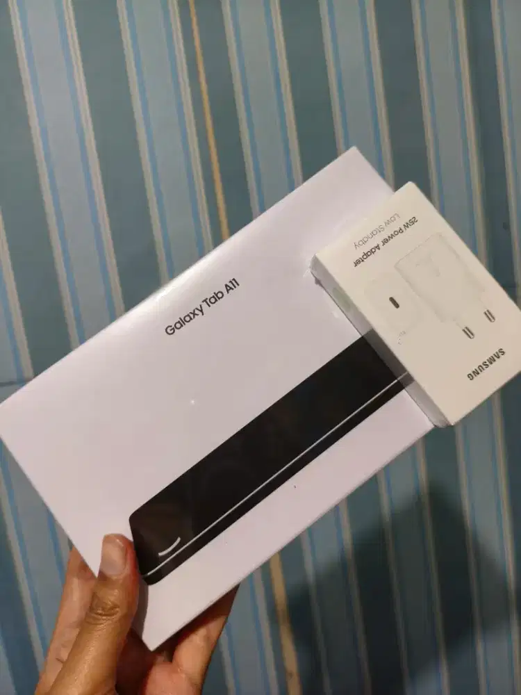 Samsung Tab A11 4/64 wifi ( new BNIB )