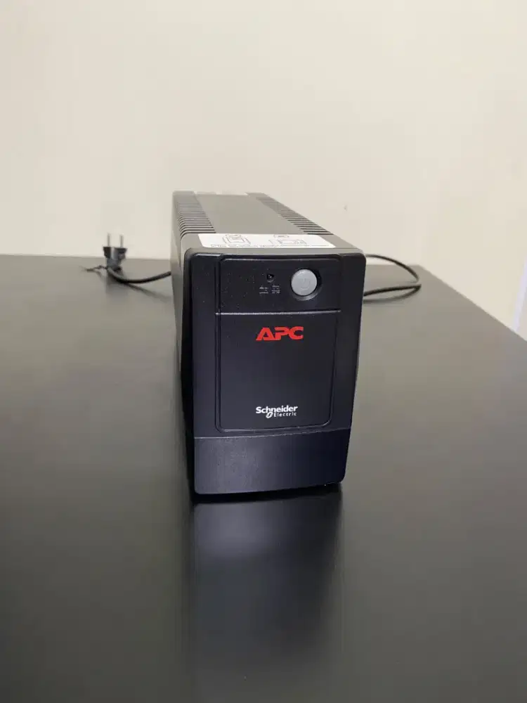 UPS APC 700 VA 360W