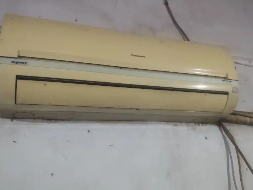 AC Panasonic 1/2 PK Second + Remote Original