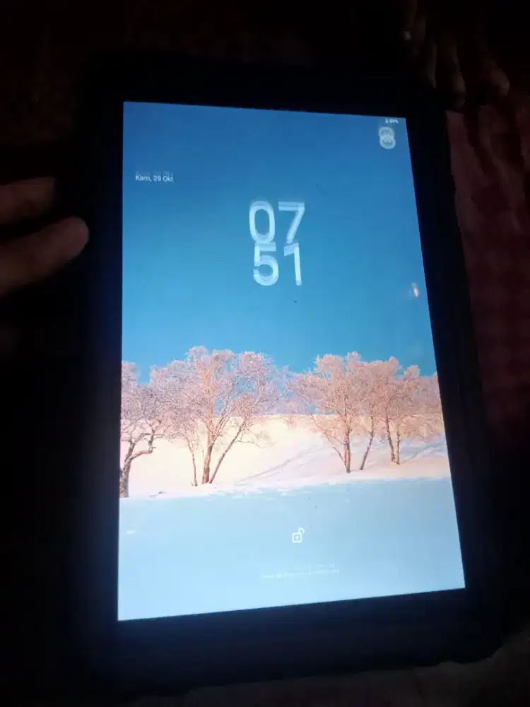 Jual tablet Aocwei minus layar retak gabisa di sentuh