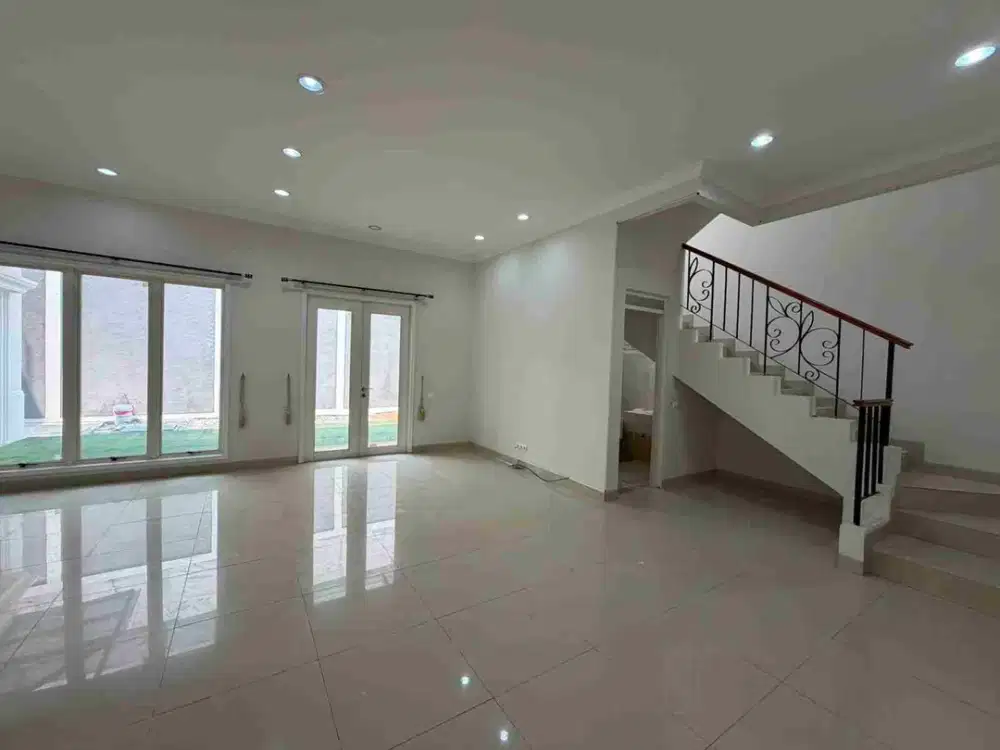 DISEWAKAN RUMAH EMERALD PHG GADING SERPONG