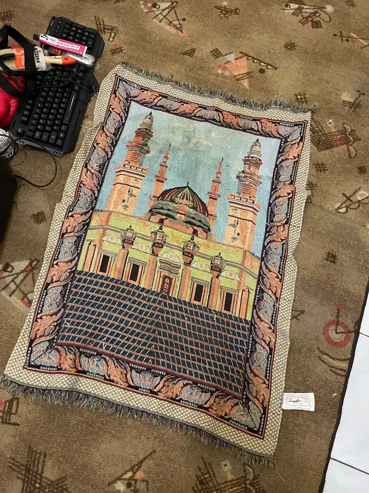 SEJADAH MASJID NABAWI