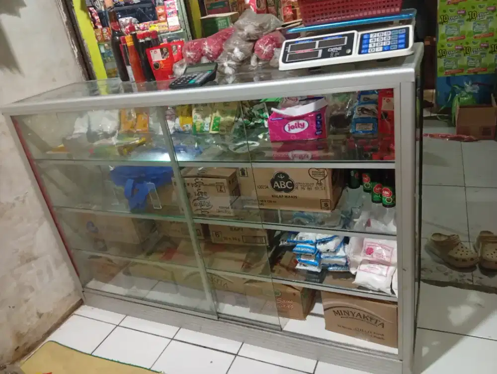 Jual etalase 150 cm