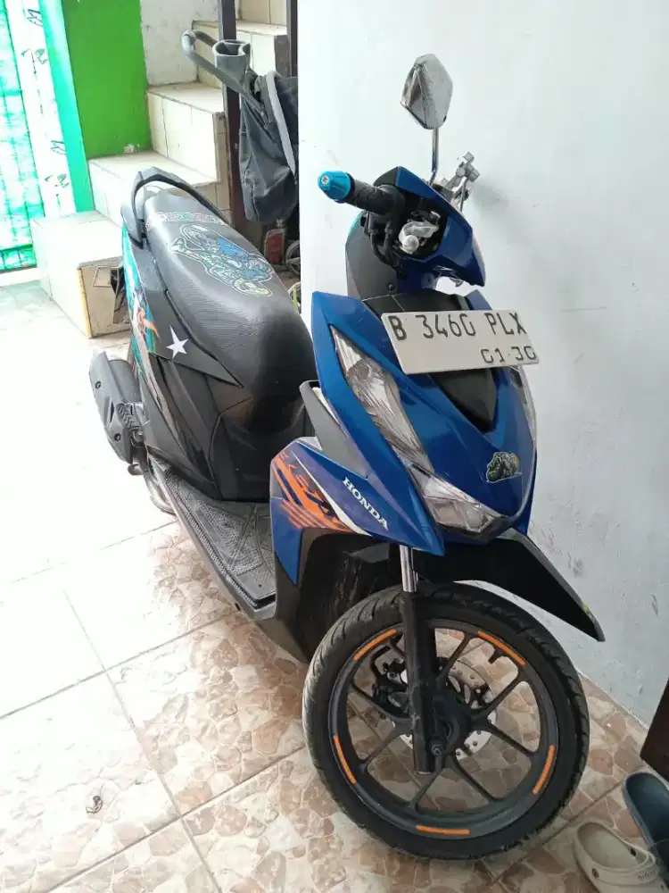 Motor honda matic beat