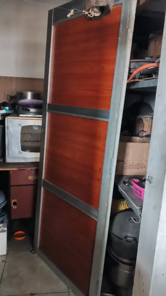 Daun pintu aluminium ukuran 80x200