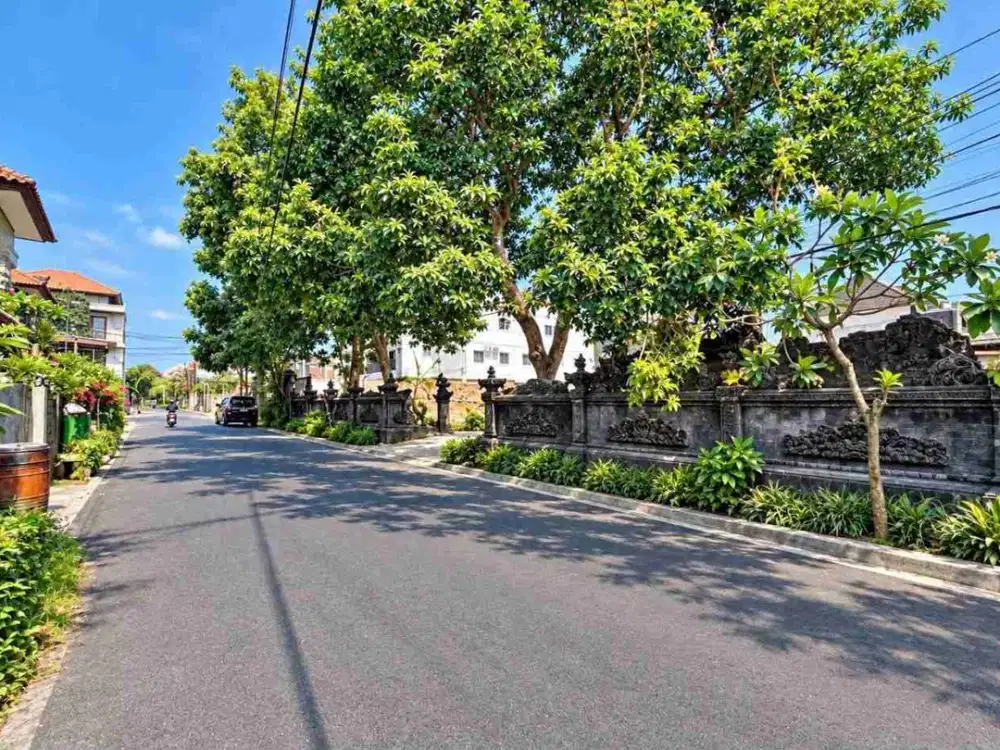 Tanah renon denpasar