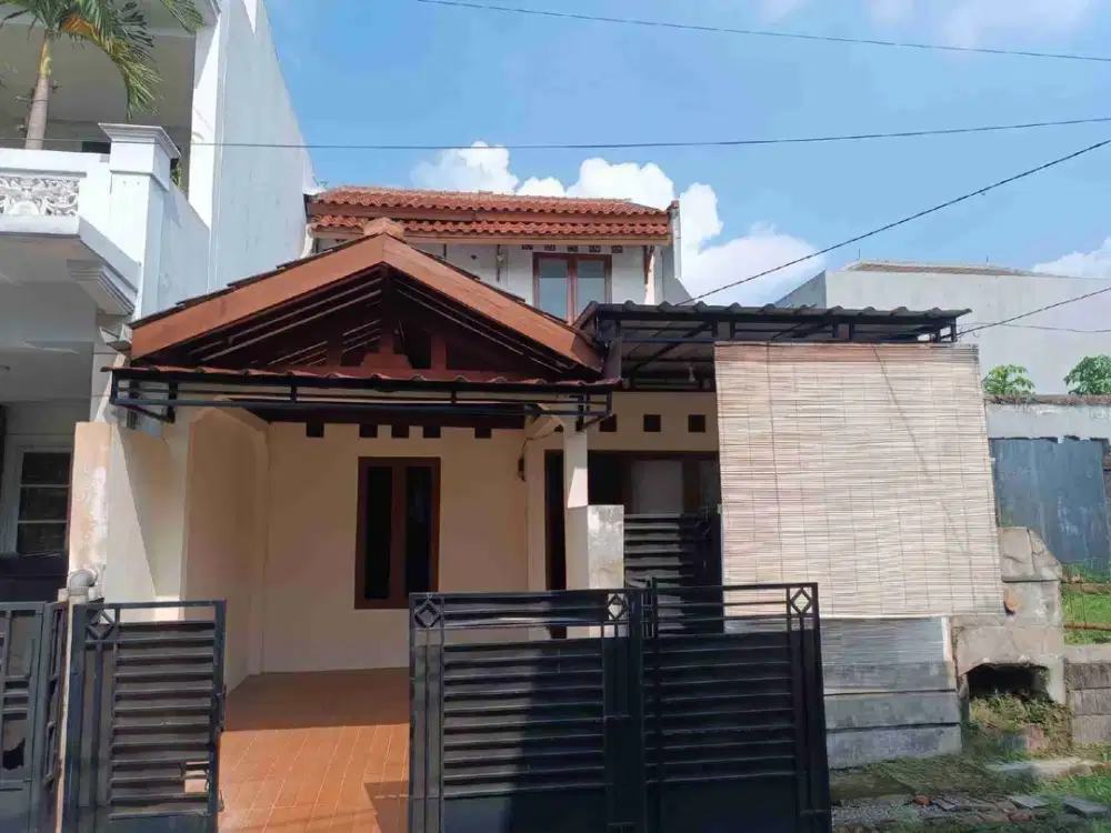 Disewakan Rumah 4 Kamar Tidur Dengan Harga Ekonomis Di Bukit Cimanggu City