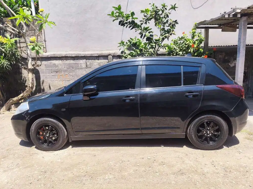 Nissan Latio 2007 Bensin