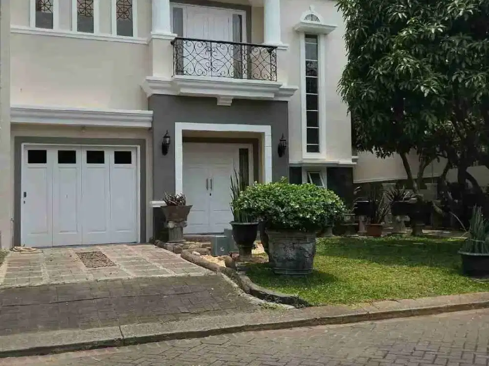 Dijual RUMAH Lokasi Strategis dan Aman di RAFFLES HILLS Cibubur
