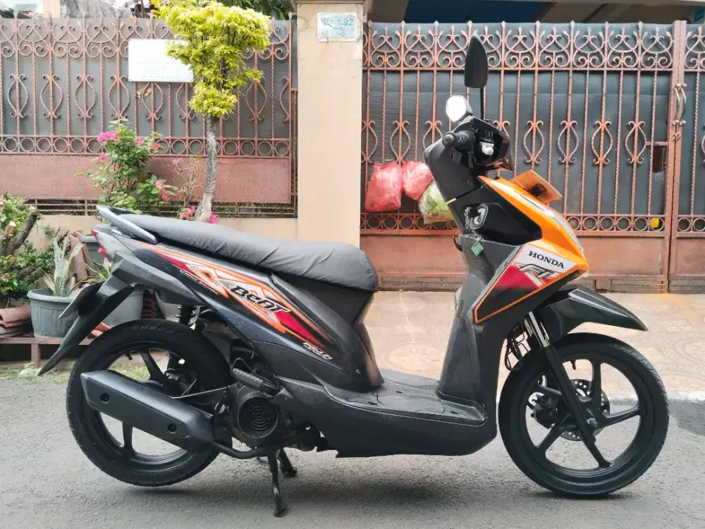 HONDA BEAT FI TH 2013 SS LENGKAP PAJAK ON