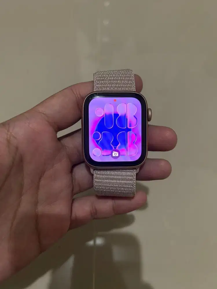 Apple Watch Gen 6 44mm mulus smartwatch charger only bh 96%