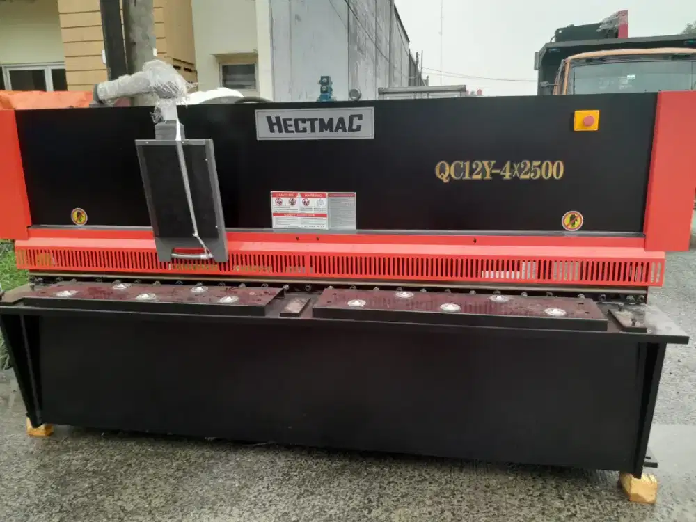 Shearing Machine 4mmx2500mm