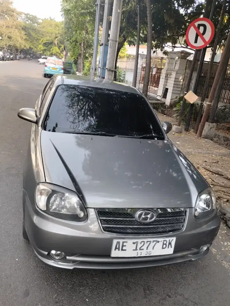 Jual mobil Hyundai Avega Manual 2010