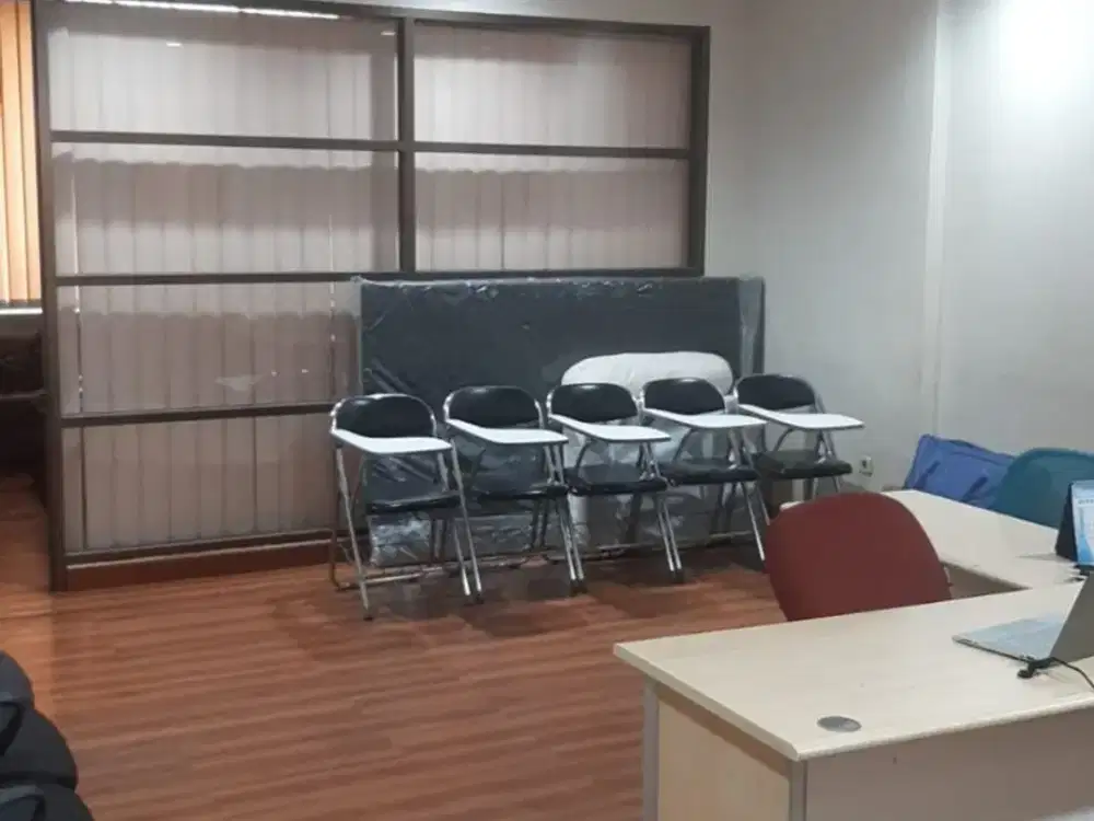 Ruko 3 Lantai Mainroad di Kopo Mas, SHM, Siap Usaha!