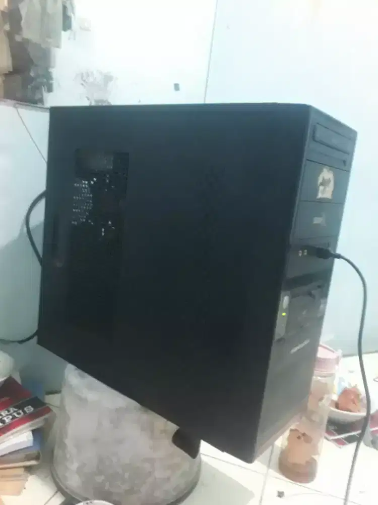 Pc bekas masih nyala kondisi masih baik