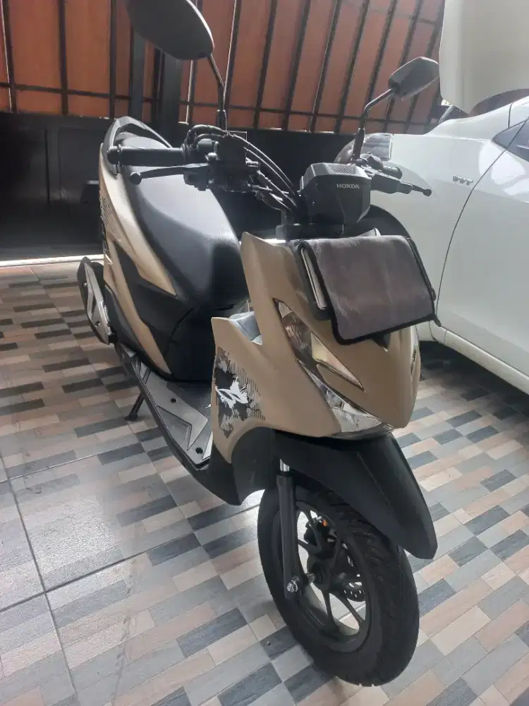 Honda beat street tahun 2026 . ( km  650 perak )
