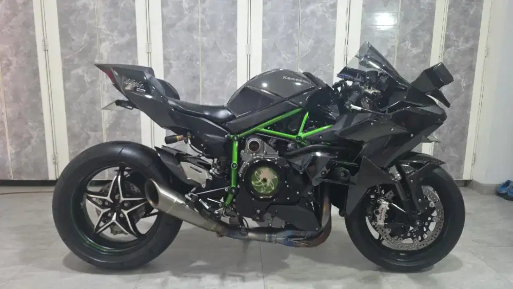 H2 ex pajangan Garasi KM 1000, Super Mulus ,Full Accesori Carbon