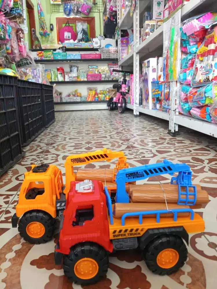 mainan anak truk kayu