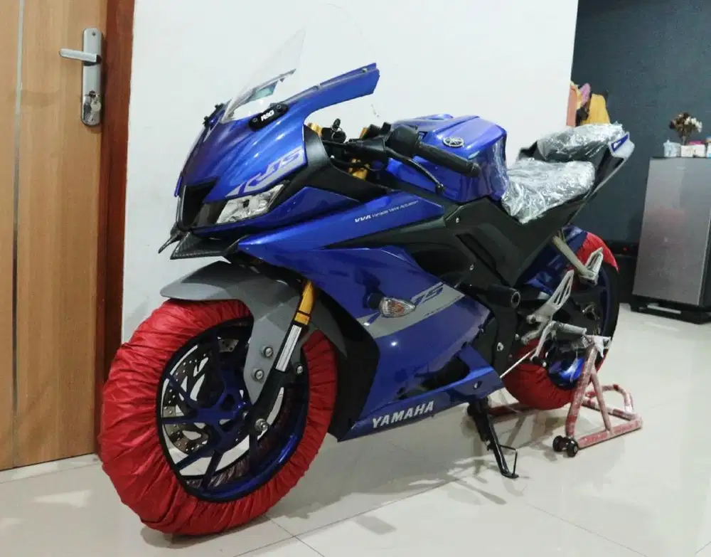 Yamaha R15 V3 2021/2022 Seperti Baru Full original Modif Tipis Tipis