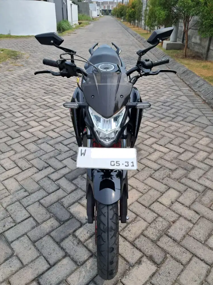 Honda CB150r Street Fire 2016