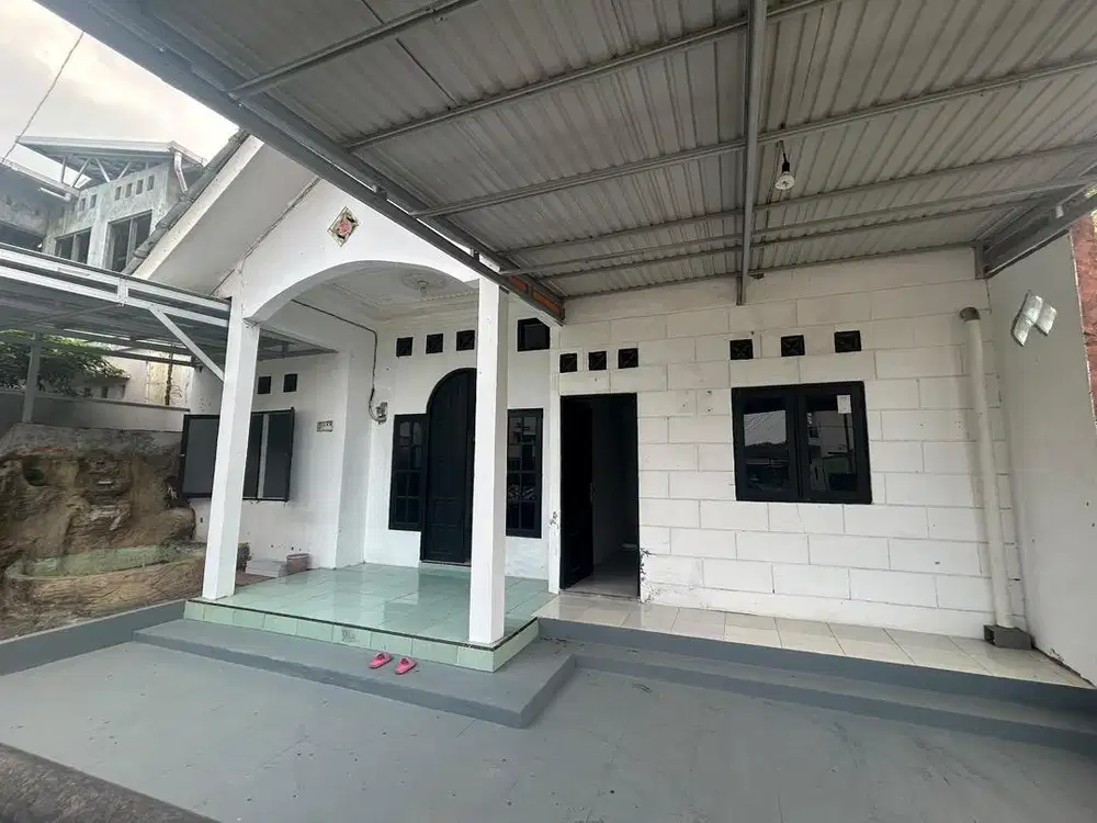 Disewakan Dikontrakan Rumah 3KT 1KM Kepala Gading
