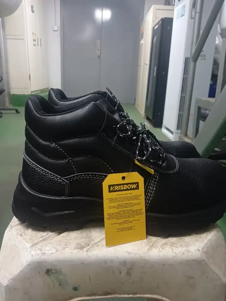 Sepatu safety shoes KRISBOW Argon 6