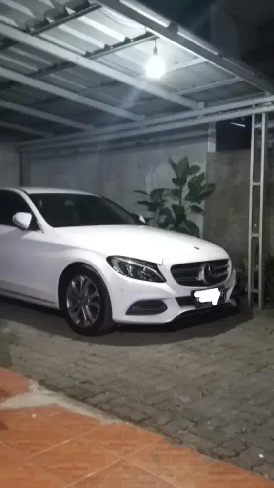 Mercedes-Benz c200 W205 Tahun 2015