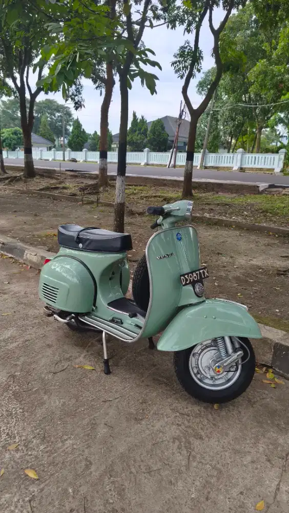 Vespa Sprint Veloce Tahun 1975