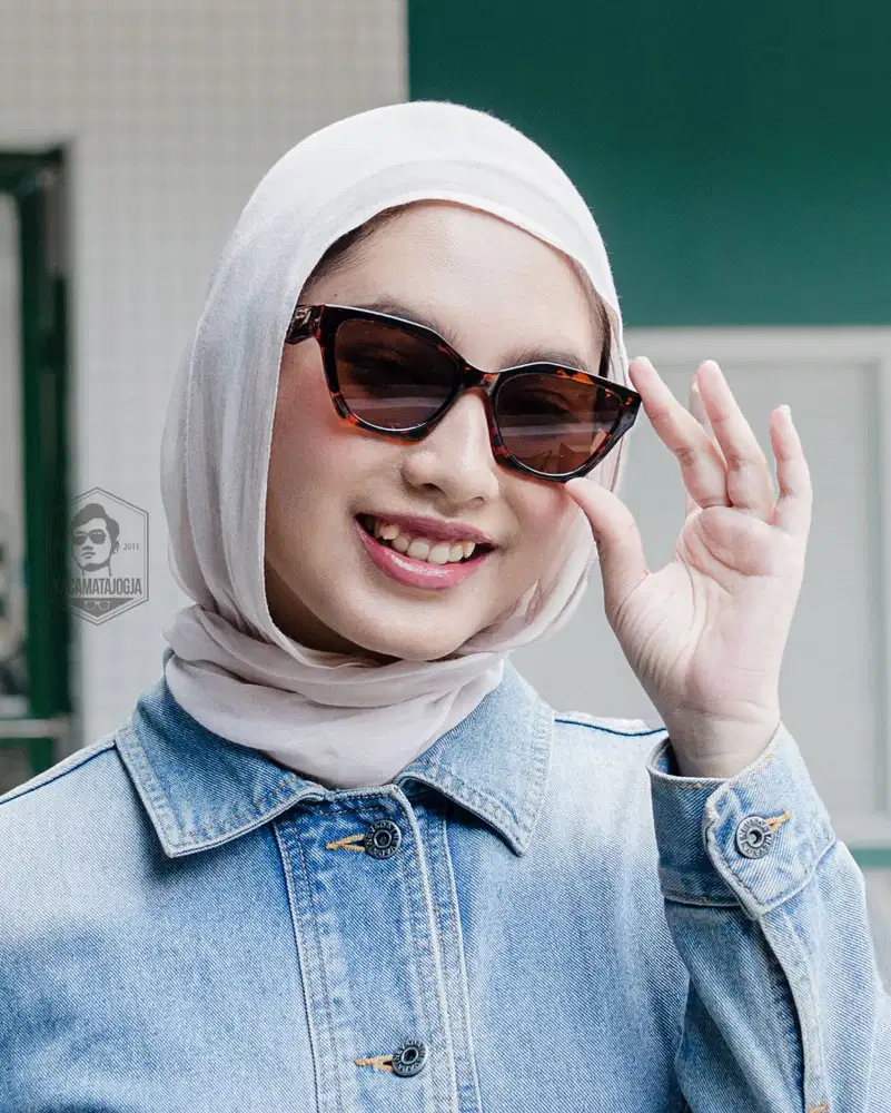 Kacamata Jogja - Kacamata Sunglasses Cat Eye Anti UV - Durna 05