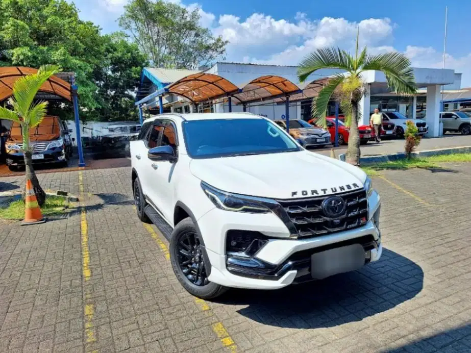 [OLXmobbi] TOYOTA FORTUNER 2.8 4x2 VRZ SOLAR MATIC 2023