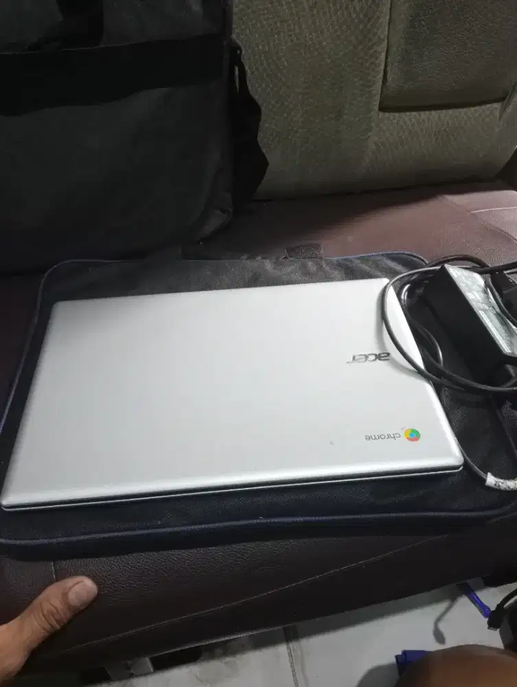 Jual cepat chrome book Acer  matot
