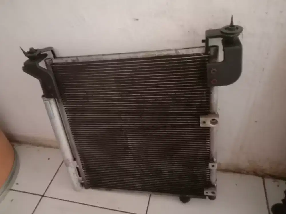 Kondensor AC avanza