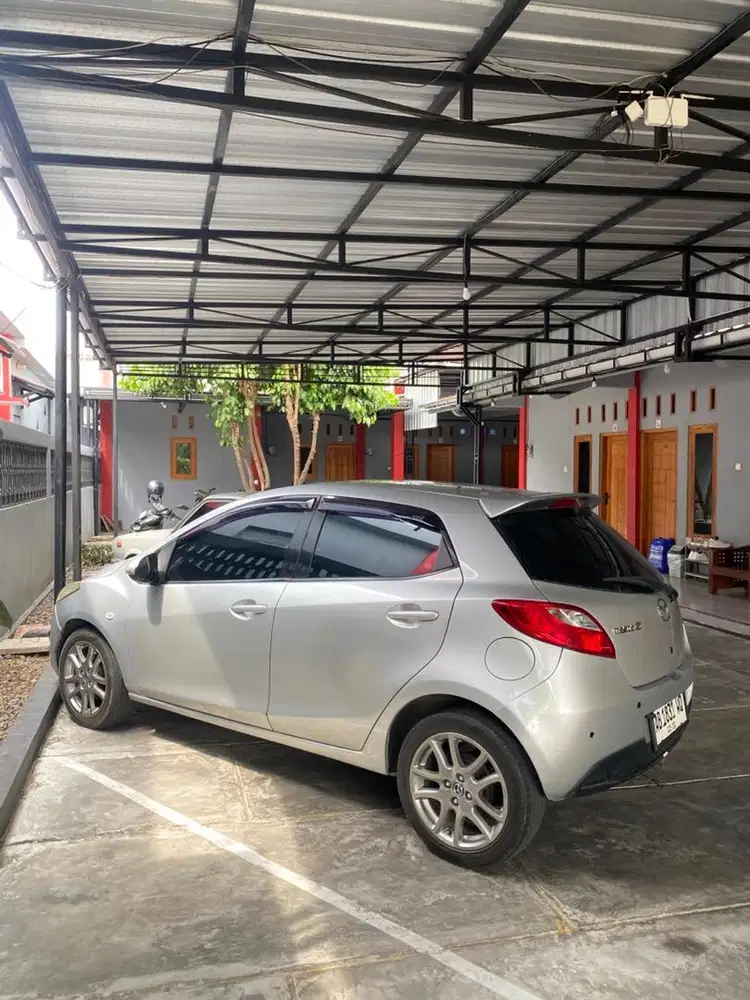 Mazda 2 matic 2010