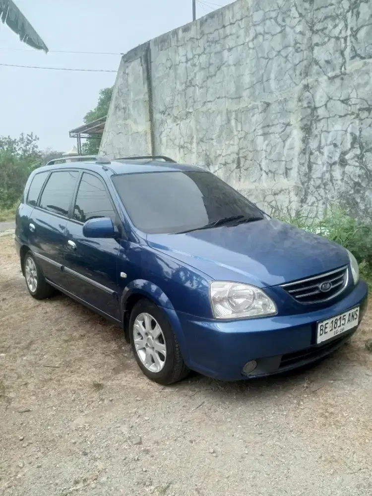 Kia Carens 2 Spesial edition/facelift