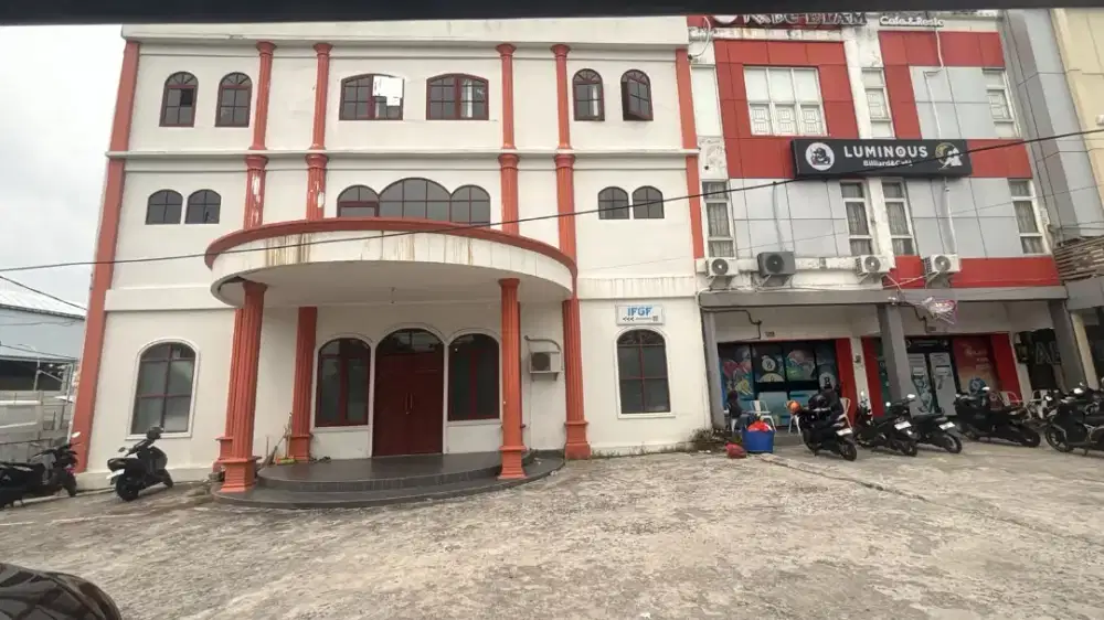 DI JUAL RUKO BESAR 675m