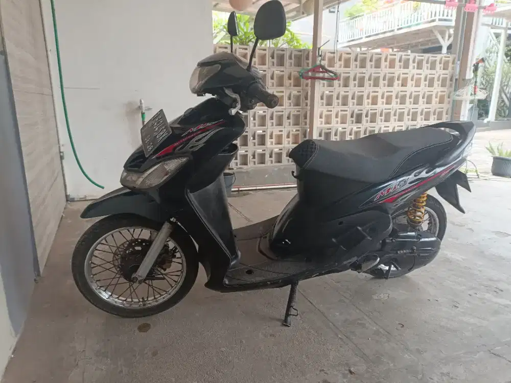 DIJUAL YAMAHA MIO SMILE 2009 – HITAM