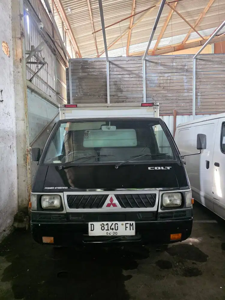 Mitsubishi L300 2.5 Box 2019 Hitam ASTINA MOBIL No L300 Bak Pick Up
