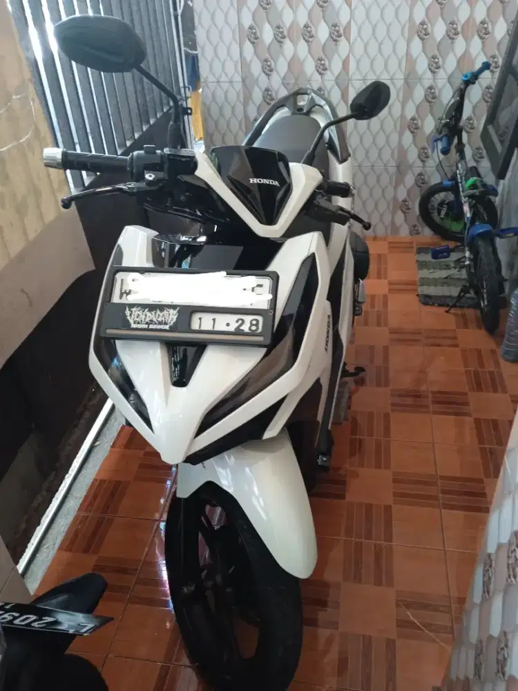 Honda Vario 150 LED New, Istimewa